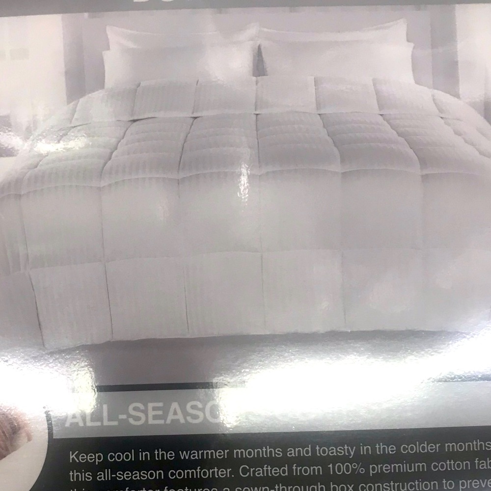 Beauty Rest Black Full/ Queen Down Alternative - Picture 2 of 9